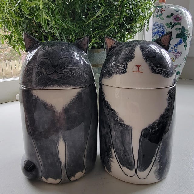 【オーダーメイド】世界に一つ 似顔絵 お名前入り ペット骨壷 ・うちの子・犬・猫 陶器製