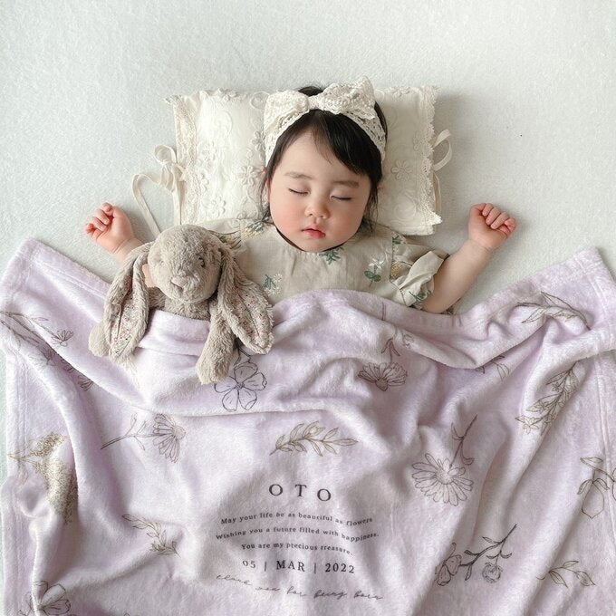 【オーダーメイド】名入れ ブランケット・誕生日ギフト・出産祝い・女の子・男の子・繊細な花たち ブランケット 出産 祝い ベビー 名前 入り ブランケット 名前 入り ブランケット 人気 赤ちゃん ブランケット