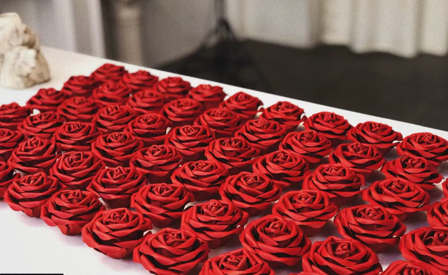 【オーダーメイド】薔薇 - 名入れ刻印可能 - 革職人手作り・最高の贈り物・母の日・誕生日ギフト