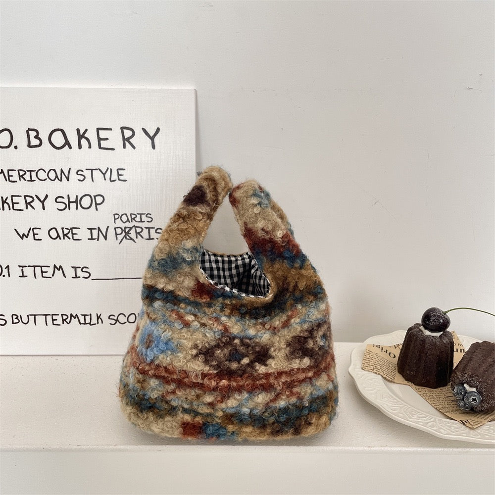 【オーダーメイド】名前刺繍可能!お名前入り トートバッグ もこもこトートバッグ|可愛くて便利な収納ポーチ