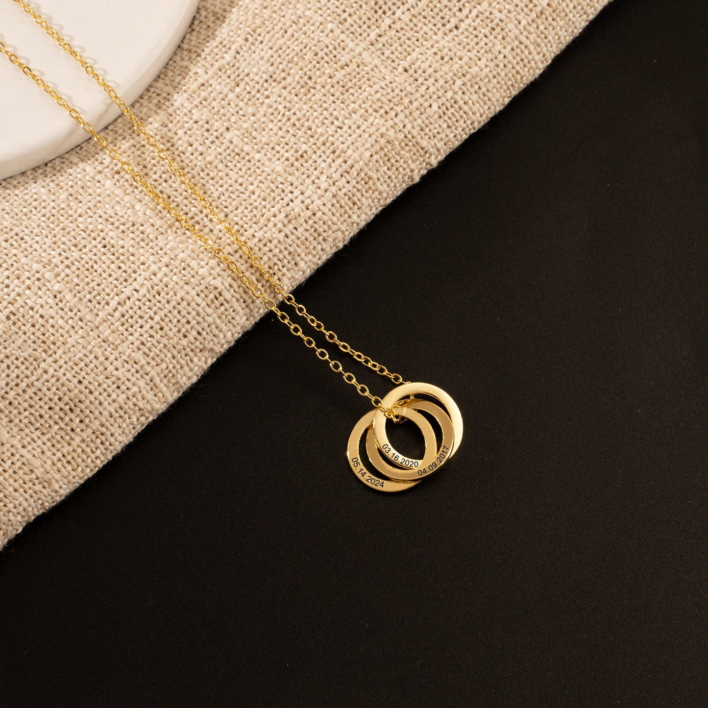 【オーダーメイド】名入れ ネックレス ファミリー インターロッキングサークル ・誕生日ギフト