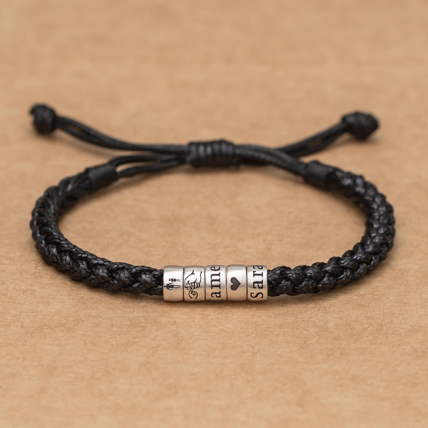 名入れ ブレスレット・家族の名前入り レザーブレスレット バレンタインデー