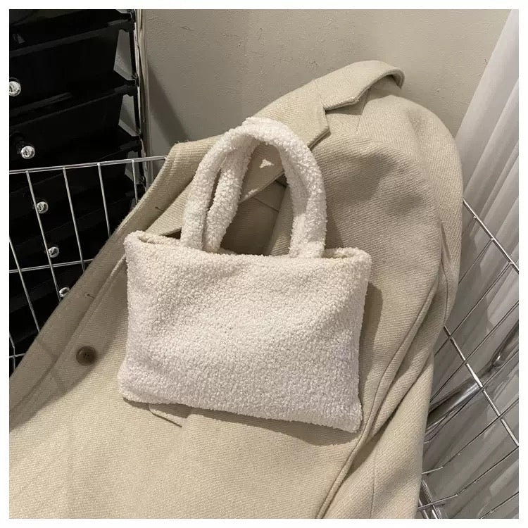 【オーダーメイド】名前刺繍可能！お名前入り トートバッグ もこもこトートバッグ｜可愛くて便利な収納ポーチ